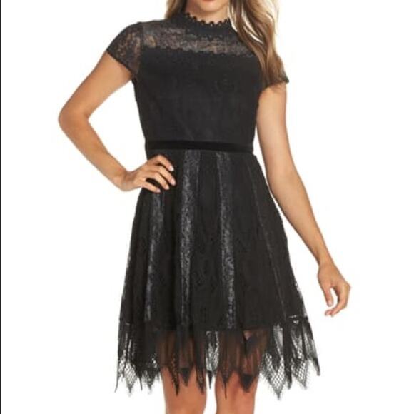Foxiedox Maisie Lace & Velvet Cocktail Dress Size 6 - Picture 1 of 15
